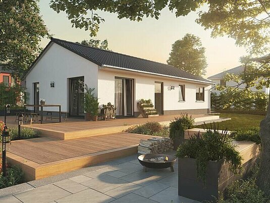 Bungalow-100-Jubilaeums-Haus-Gartenansicht