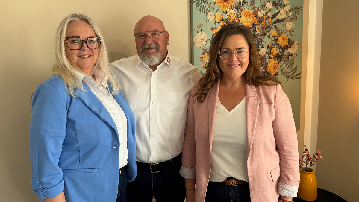 Silke und Bernd Bräunig, Tochter Marie Wasner sind seit 20 Jahren ein Team im Familienunternehmen BNW GmbH.