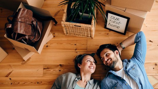 familie-29-umzug-haus-wohnung-kartons-04